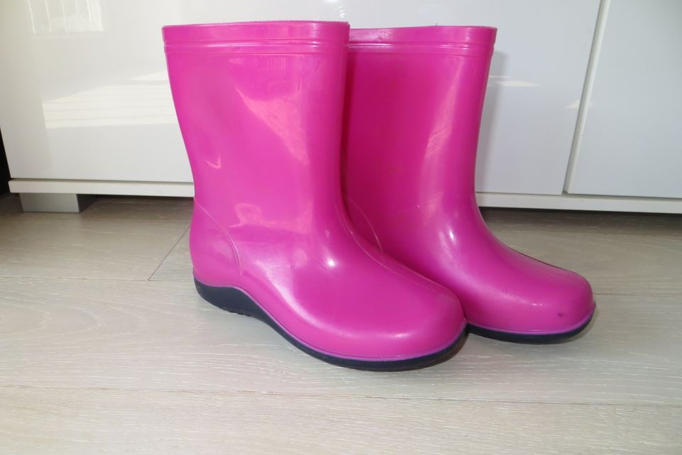 Gummistiefel pink Gr. 28 Mädchen in Bad Soden-Salmünster