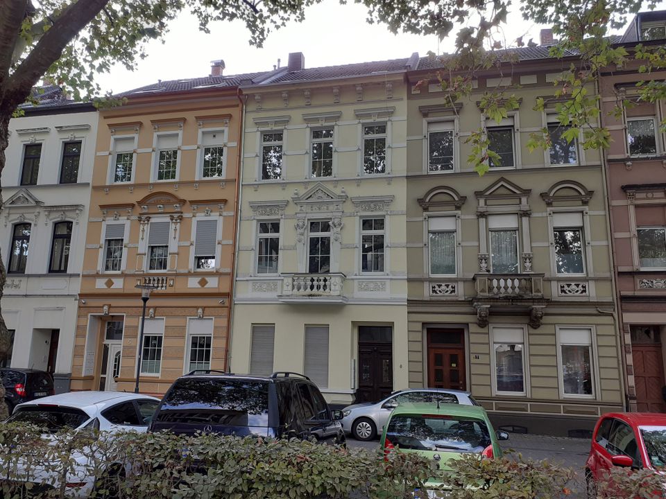 Gepflegte 1,5-Zi-DG-Wohnung zum Kauf in Krefeld vom Eigentümer in Krefeld