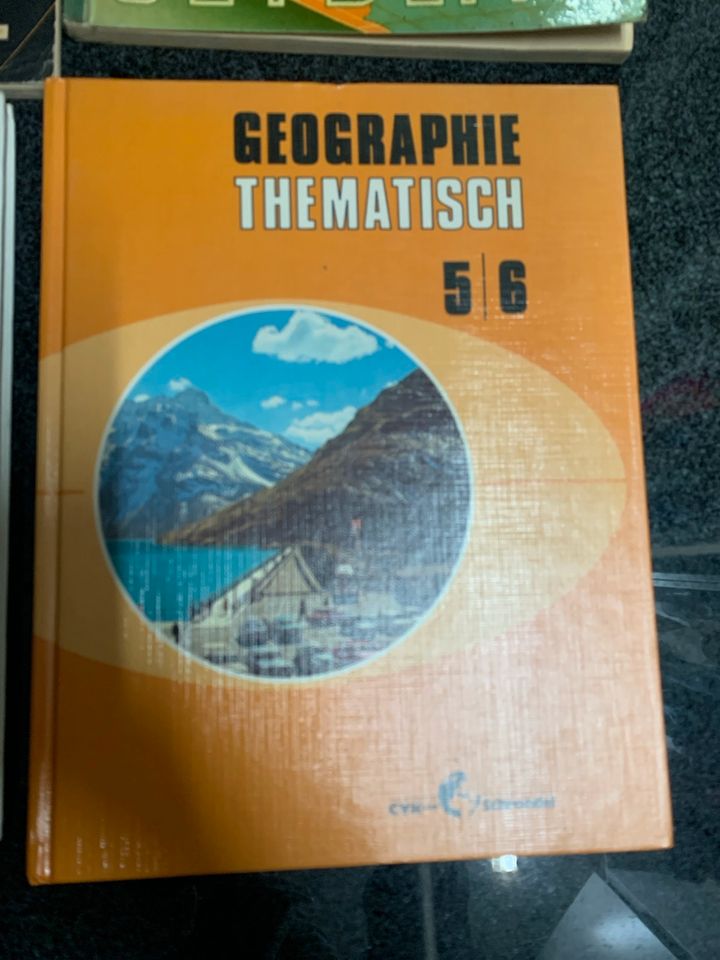 Alte Erdkunde Geographie Schulbücher ab 1954 in Leezen