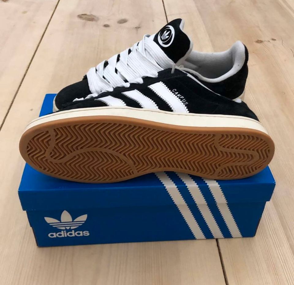 Adidas Campus 00s Black Gum Sneaker Damen in Friedrichshafen