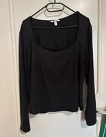schwarzes Langarmshirt mit eckigen Ausschnitt von H&M in XL Niedersachsen - Stade Vorschau