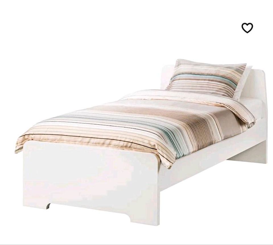 EinzellBett von Ikea mit Matraze in Herne