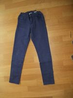 Mädchen Hose Gr. 152, H&M Farbe dunkellila Essen - Essen-Werden Vorschau