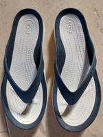 Crocs Flip-Flop,  Zehentrenner Hessen - Groß-Gerau Vorschau
