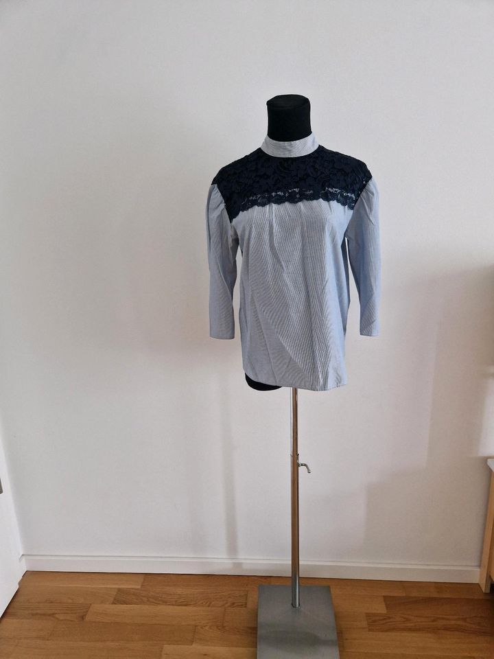 Zara Bluse Größe XS Größe S in München