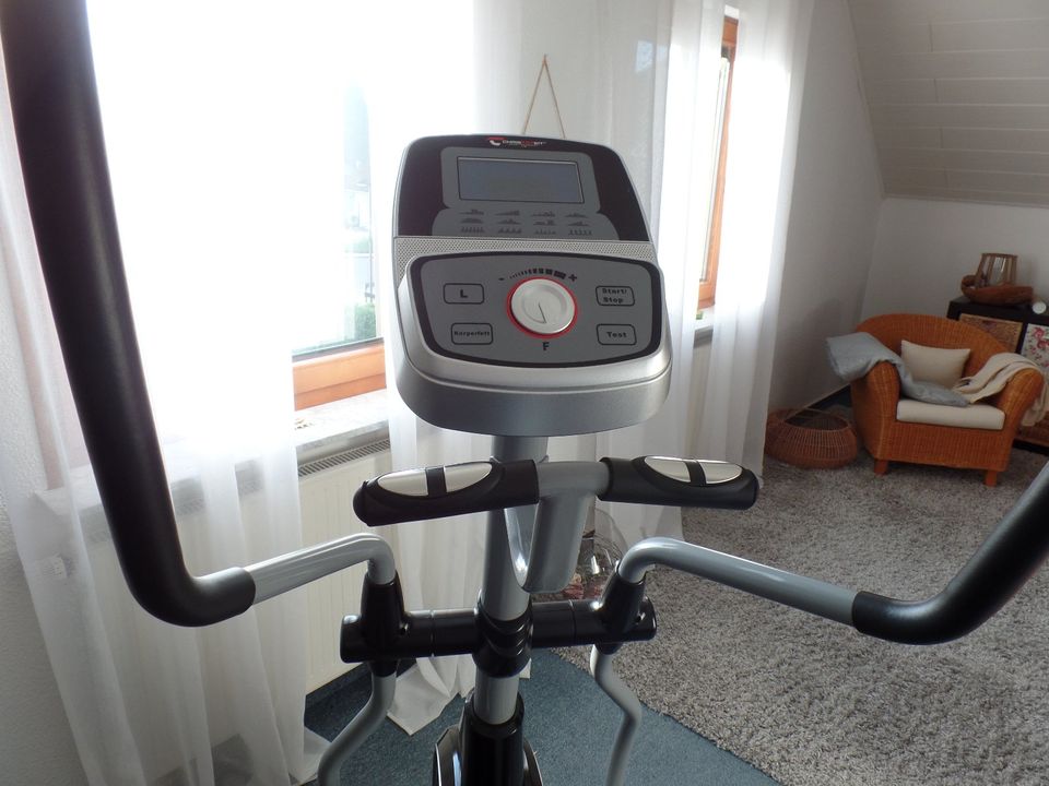 Crosstrainer Christopeit FXM2 in Reichshof