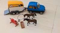 Playmobil Auto mit Pferdeanhänger, Pferden und Zubehör Berlin - Tempelhof Vorschau