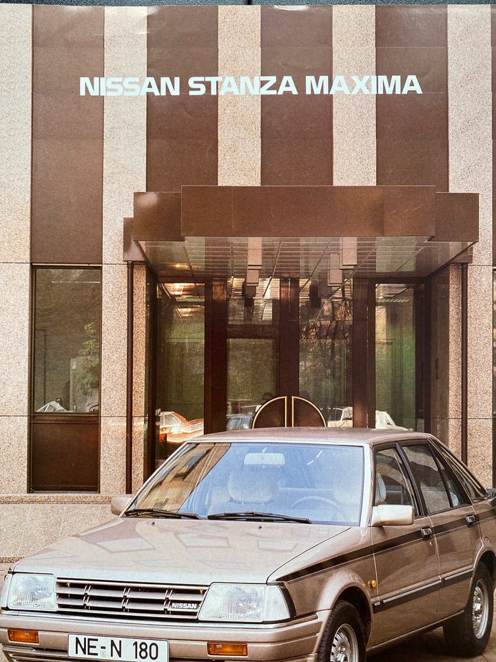 Prospekt Nissan Stanza Maxima in Mettmann
