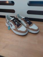 Gant Schuhe Sneaker "Yinsy" Gr.42 braun/weiß Leder NEU NP 100€ Nordrhein-Westfalen - Bestwig Vorschau