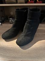 Schwarze Stiefel H&M 40 neuwertig Baden-Württemberg - Beuren Vorschau