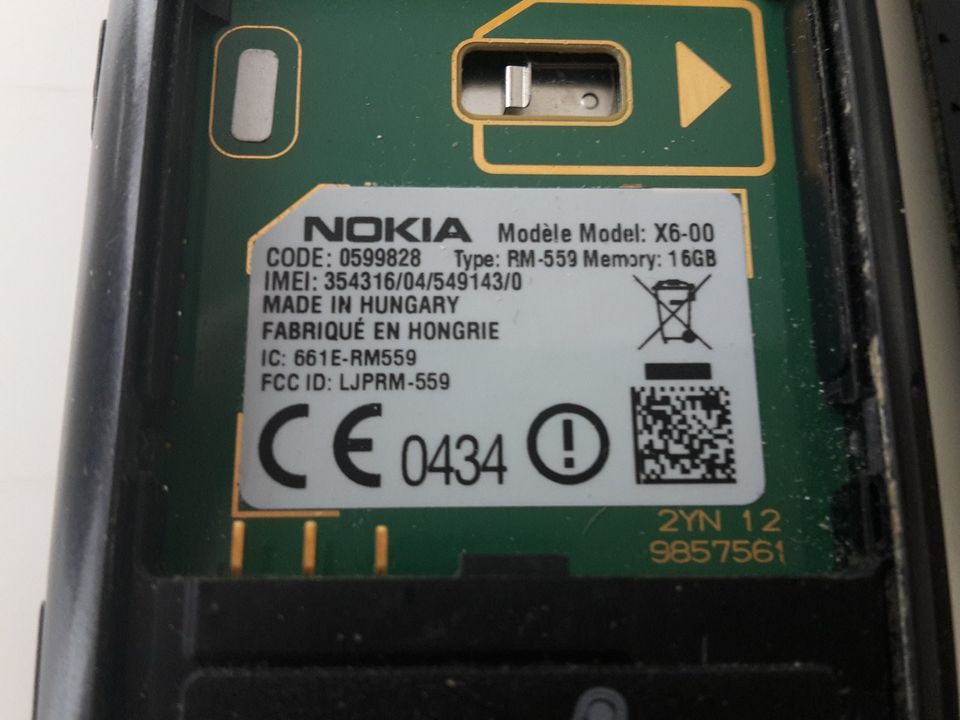 NOKIA X6  00 16 GB  NAVI - schwarz, in der OVP in Ratingen