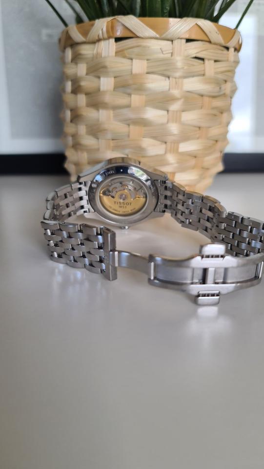 Tissot 1853 Day Date Herrenarmbanduhr Edelstahl Silber 42mm in München