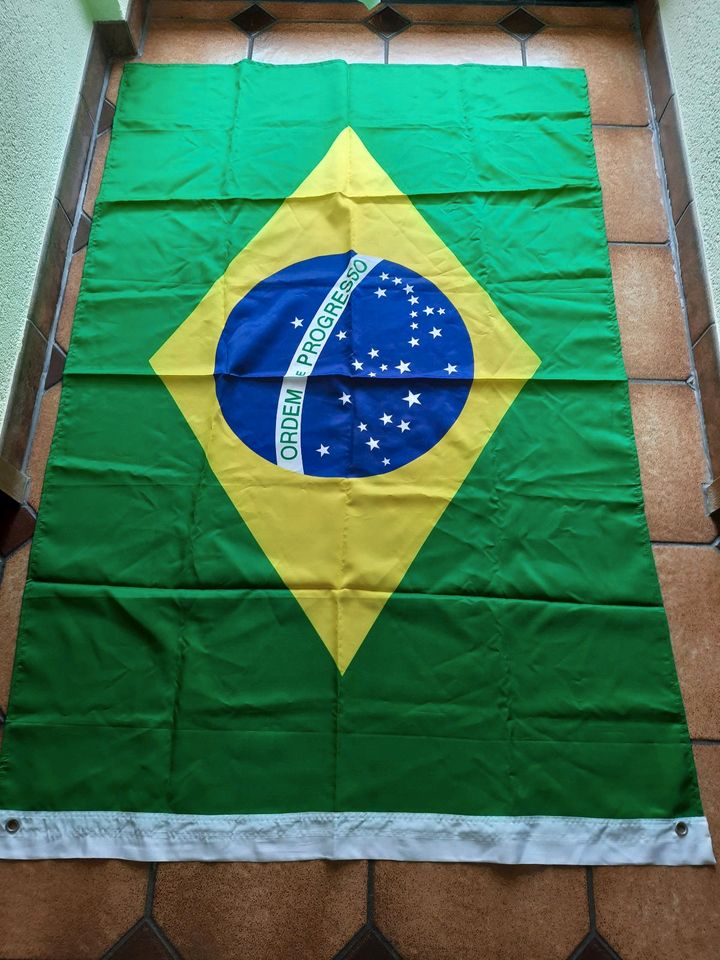 Brasilien Fahne Flagge in Hirschaid