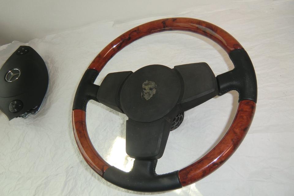 Holzlenkrad Porsche 911 924 928 930 944 964 Lederlenkrad in Gelsenkirchen