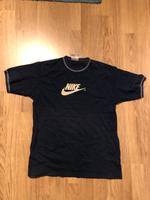 Nike T-Shirt Gr.M/38 Shirt Sport Freizeit Vintage Niedersachsen - Celle Vorschau