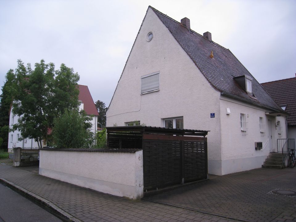 Gepflegte Erdgeschosswohnung 2,5 Zimmern und Einbauküche in Ingolstadt