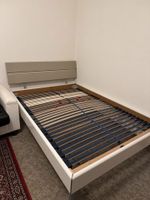 Bett mit Lattenrost und Matratze und Nachttisch Bayern - Ottobeuren Vorschau