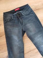 Jeans Damen Hose grau s.Oliver, Gr. 32- 34 bzw W28 L34 Bayern - Eckersdorf Vorschau