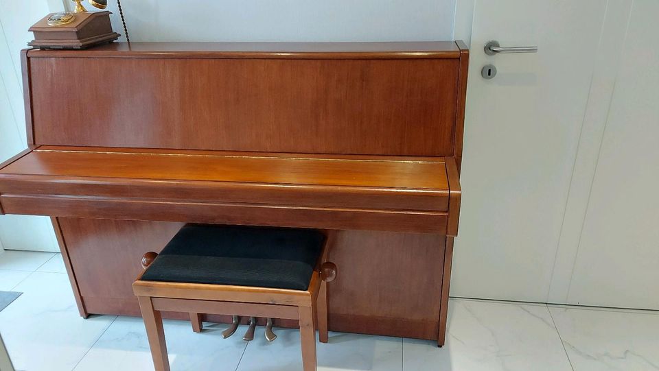 Klavier Yamaha Nussbaum in Heinsberg