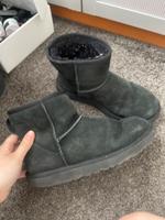 Uggs Schwarz Gr.40 Nordrhein-Westfalen - Bönen Vorschau