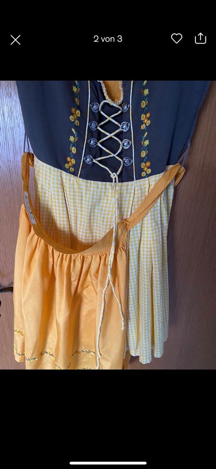 Dirndl Tracht 38/40 gelb in Passau