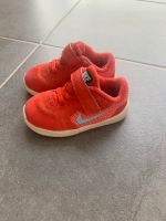 Nike Sneaker Schuh Kinderschuh rot Größe 21 Klettverschluss Saarland - St. Wendel Vorschau