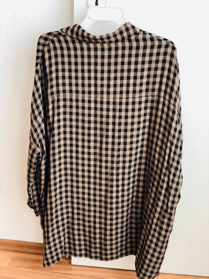 Sehr schöne karierte Bluse/ Oversize Bluse, Größe S v. Pull&Bear in Dortmund