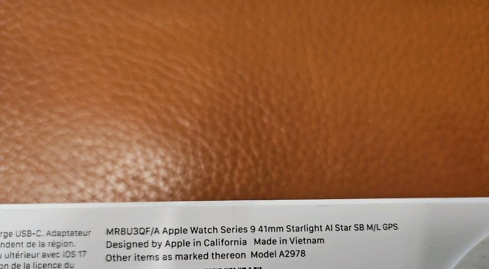 Apple Watch 9 Starlight 41mm GPS Neu und Versiegelt in Köln