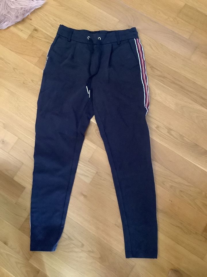 Only Poptrash Jogpant Hose XS / L34 dunkelblau in Weimar