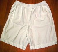 Damen Hose Shorts Bermuda weiß in Gr. 44 / 46 Thüringen - Apolda Vorschau