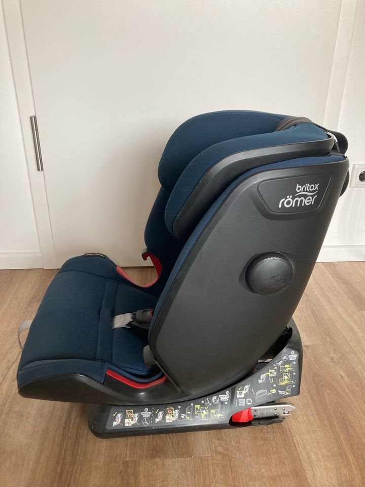 Kindersitz Britax Römer ADVANSAFIX IV R Isofix in Hamburg