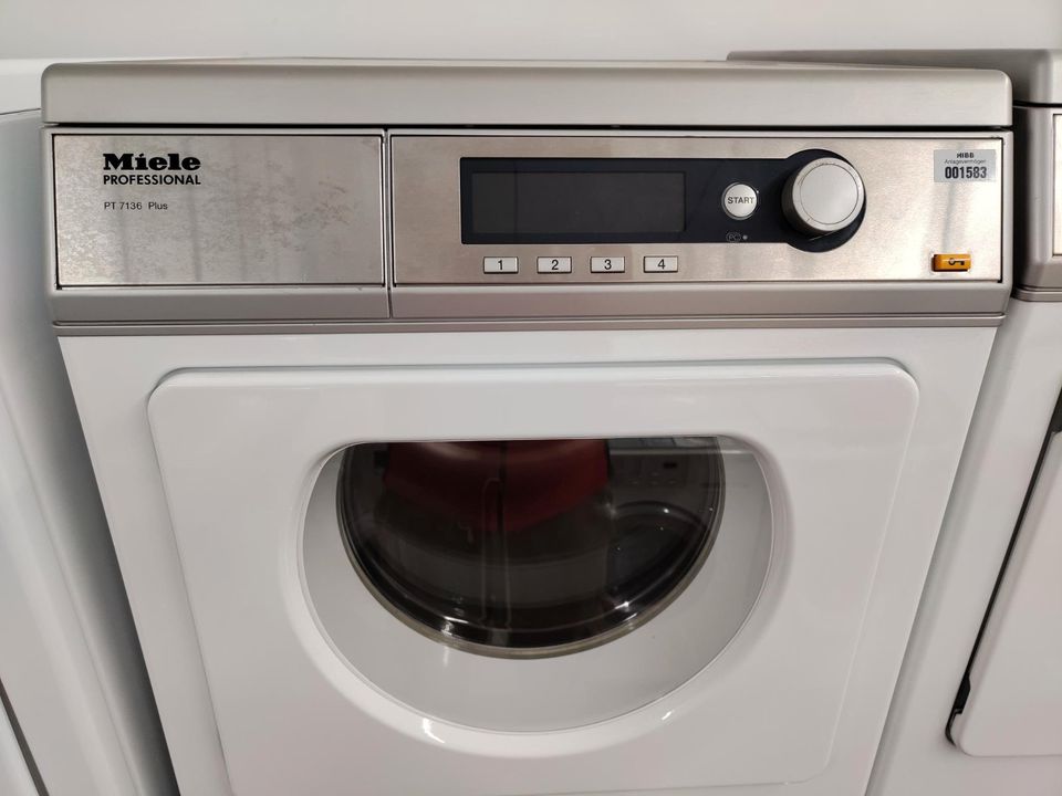 Miele Abluft Trockner Gastro PT 7136 Plus - 3 Monate Garantie in Hamburg