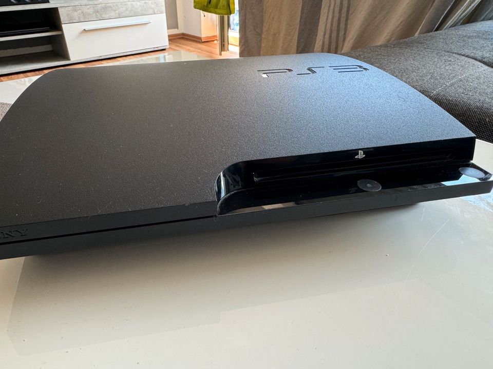 PlayStation 3 mit Zubehör in Viersen