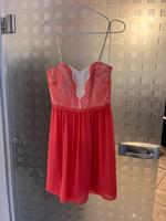Festliches Kleid, mit Spitze Gr. 34 Baden-Württemberg - Mönsheim Vorschau