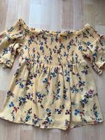 Bluse schulterfrei mit Blumen Off shoulder Gr. M Neu Hessen - Dietzenbach Vorschau