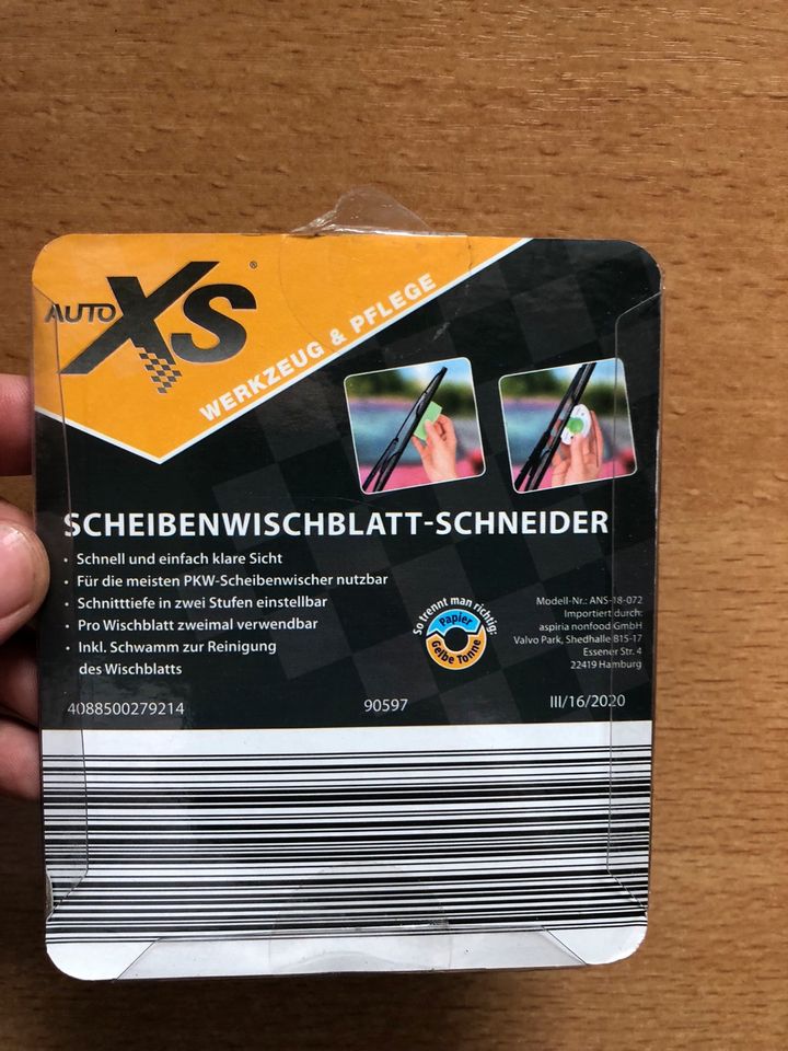 Scheibenwischblatt-Schneider kostenlos zu verleihen in Nürnberg (Mittelfr)