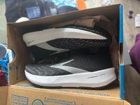 Brooks Hyperion 35,5 Neu, ungetragen Niedersachsen - Braunschweig Vorschau