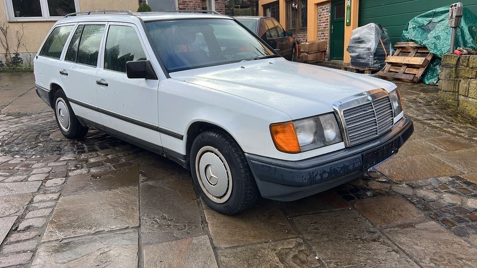 Mercedes-Benz 250 TD W124 Komb, Klima, Standheizung, TÜV neu in Dortmund