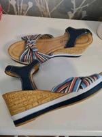 Sandalen von Tamaris Nordrhein-Westfalen - Düren Vorschau