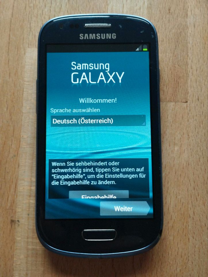 Samsung Galaxy S3 Mini GT-I8190 in Blau/Schwarz gebraucht in Heeslingen