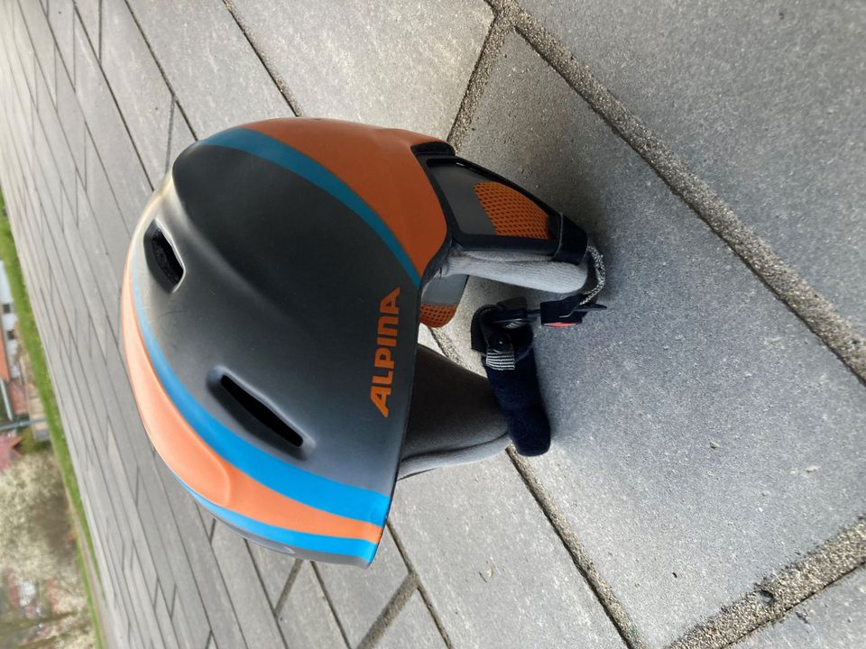 Alpina Kinder Skihelm 51-55 in Kreuzebra