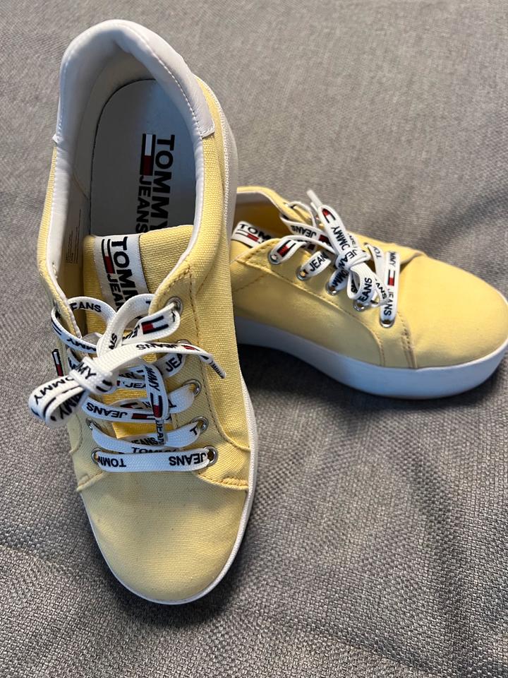 TOMMY JEANS (Hilfiger) Plateau-Sneaker Gelb, 39, Stoff,fast neu in Hamburg