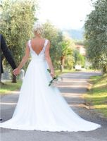 Brautkleid der Marke Fara Sposa in der Farbe Ivory. Hessen - Eschborn Vorschau