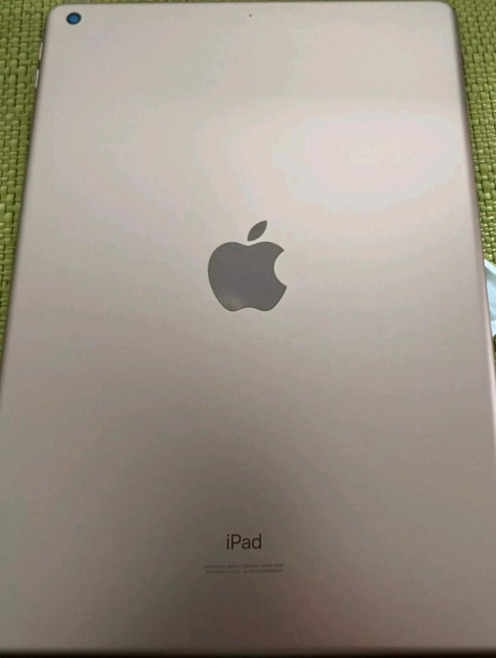 Apple iPad 7. Gen. 32GB,  WLAN, 25,91 cm (10,2 Zoll) -  Rose Farb in Winsen (Luhe)