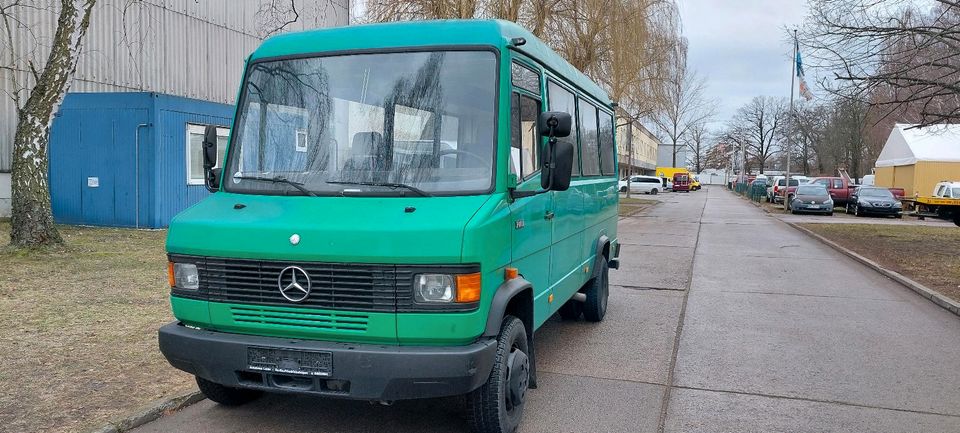 Mercedes Benz Vario 711 T2 Wohnmobil in Berlin