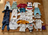 Babykleidung Erstausstattung in 44/50/56 24 Teile Hessen - Grebenstein Vorschau