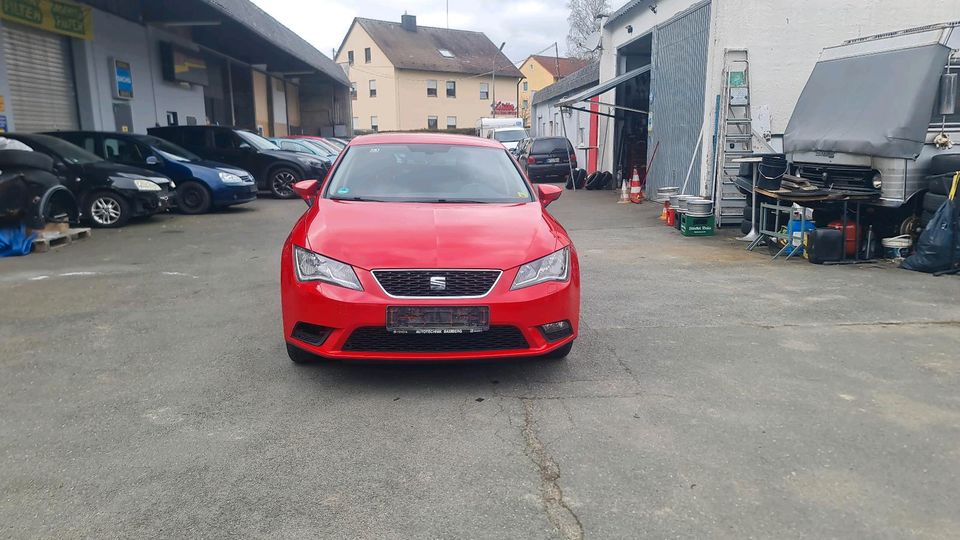 Seat Leon  1.6 tdi 105 ps full fahr briet in Bayreuth