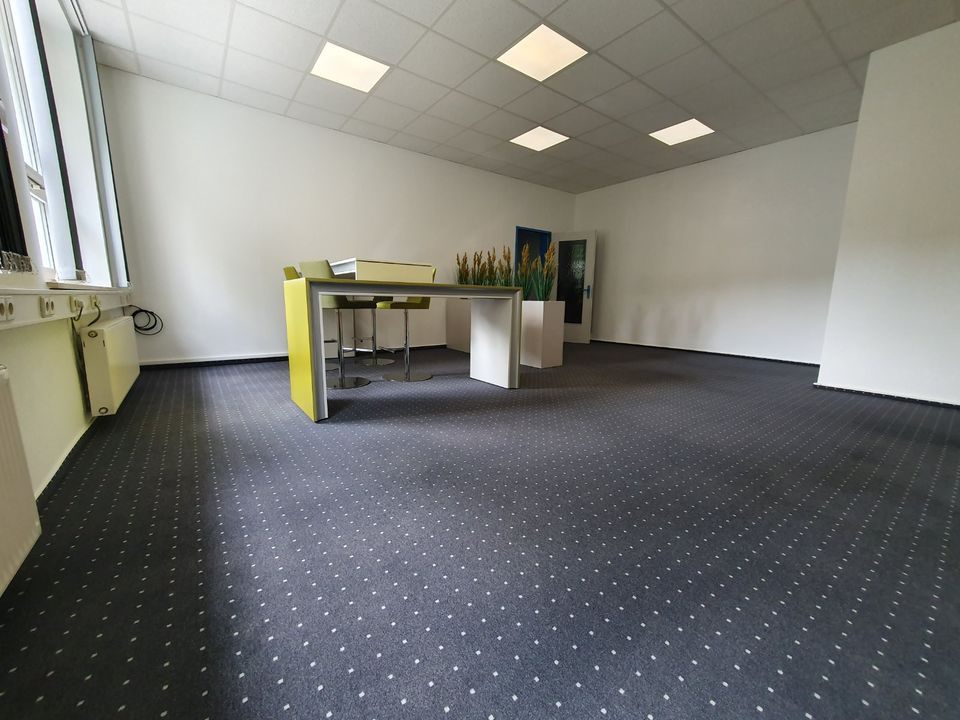 Büroräume,  Gewerbeflächen ca 12 m² bis 400 m², zentrale Lage in Chemnitz