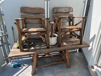 Holztisch + 2 Stühle zu verschenken Hessen - Obertshausen Vorschau