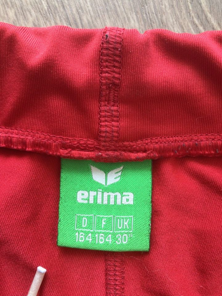 Erima Shorts Laufshorts Laufhose Sporthose Gr. 164 in Mittweida